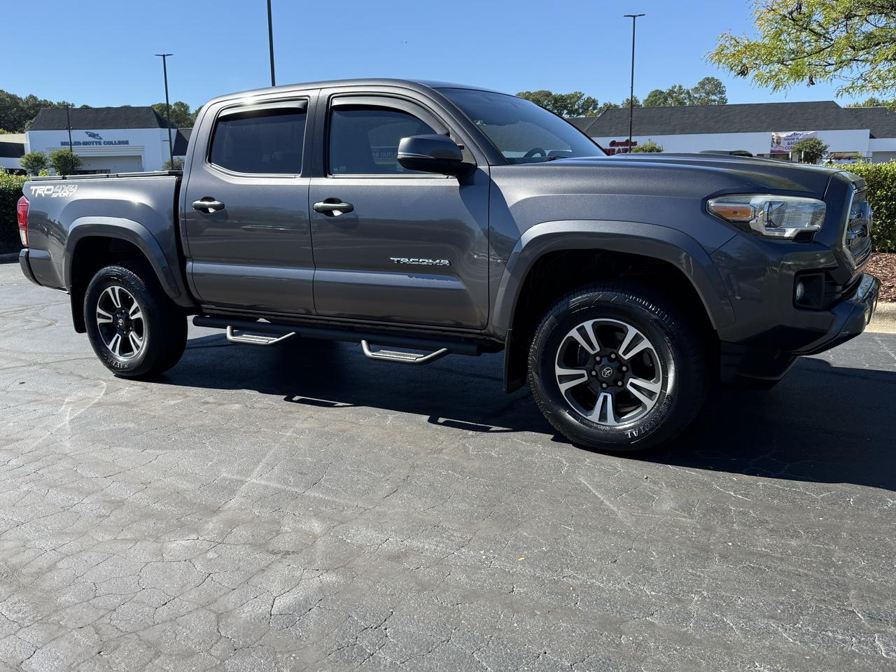 Toyota Tacoma 4WD Double Cab V6 MT TRD Off Road (Natl) 2016