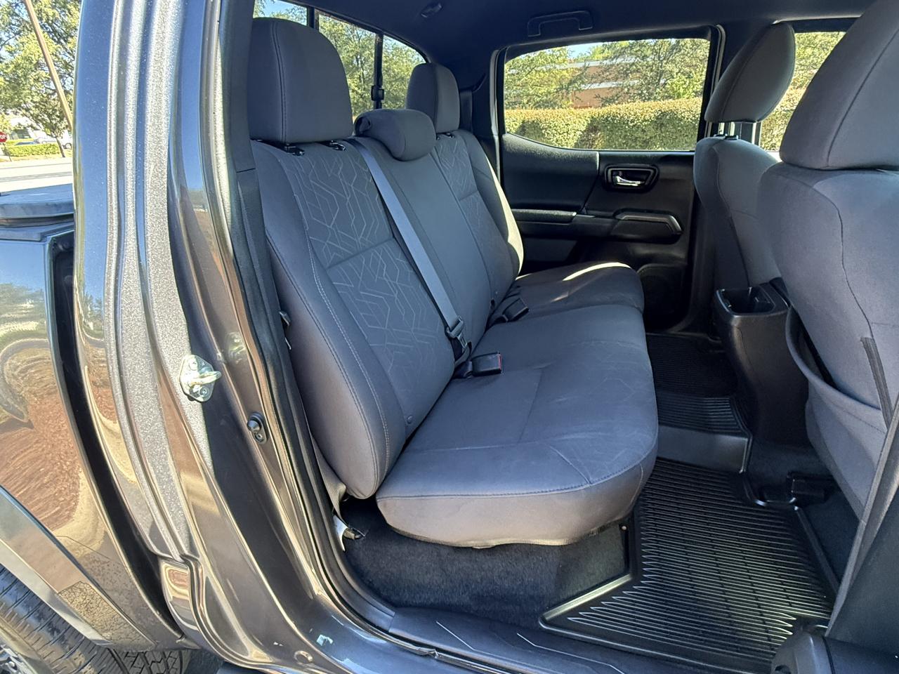 Toyota Tacoma 4WD Double Cab V6 MT TRD Off Road (Natl) 2016