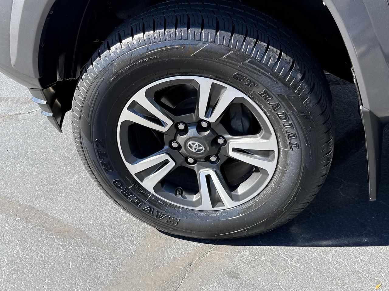 Toyota Tacoma 4WD Double Cab V6 MT TRD Off Road (Natl) 2016