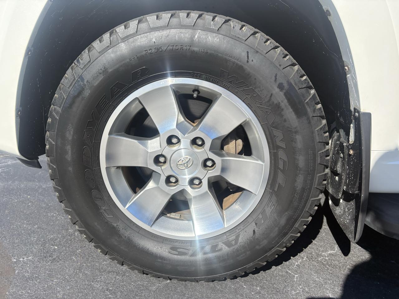 Toyota 4Runner SR5 V6 2012