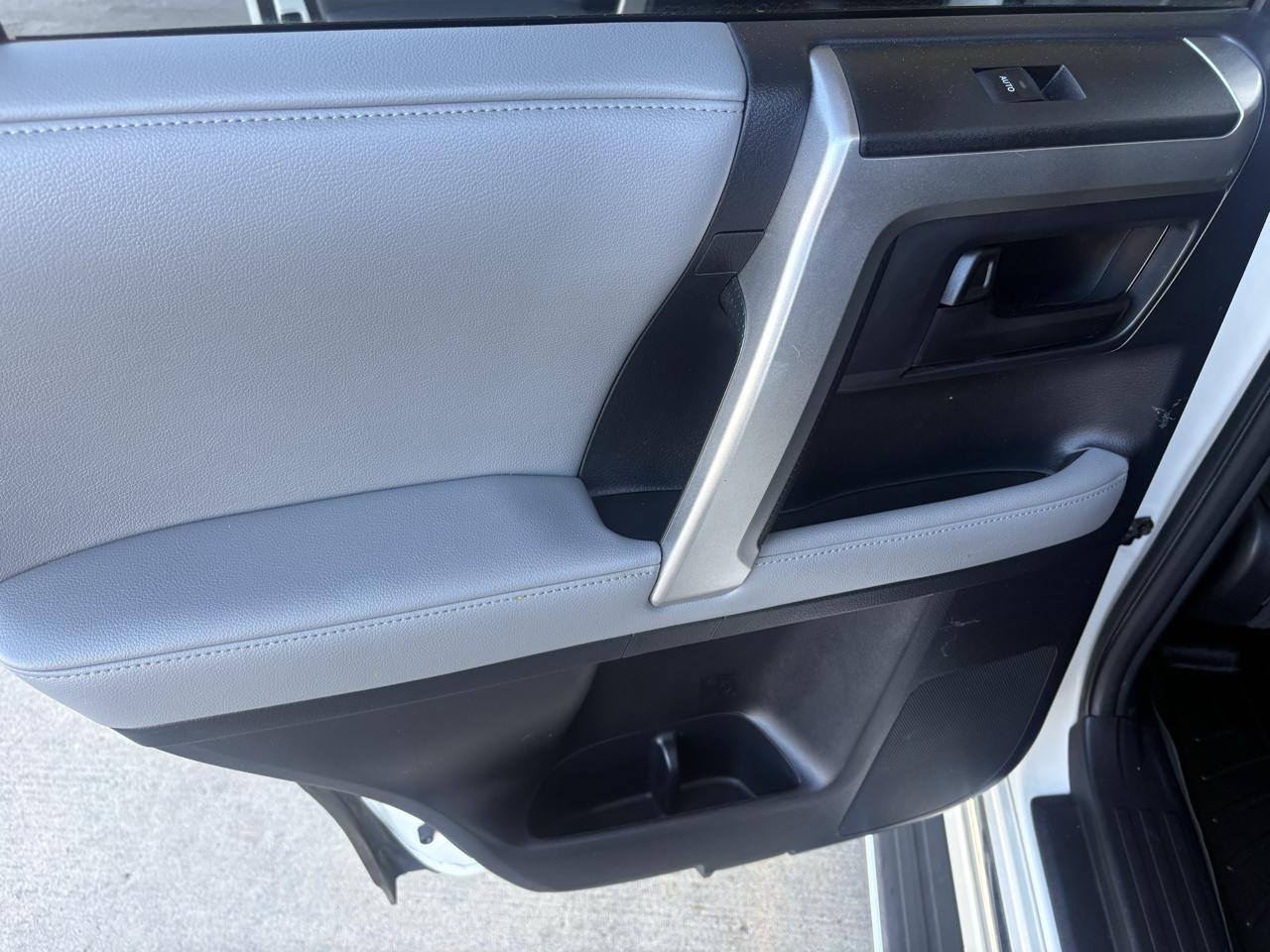 Toyota 4Runner SR5 V6 2012