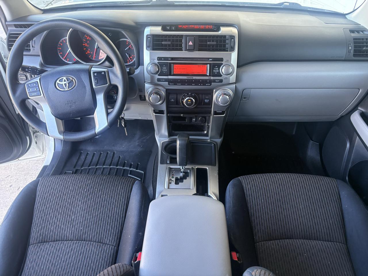Toyota 4Runner SR5 V6 2012