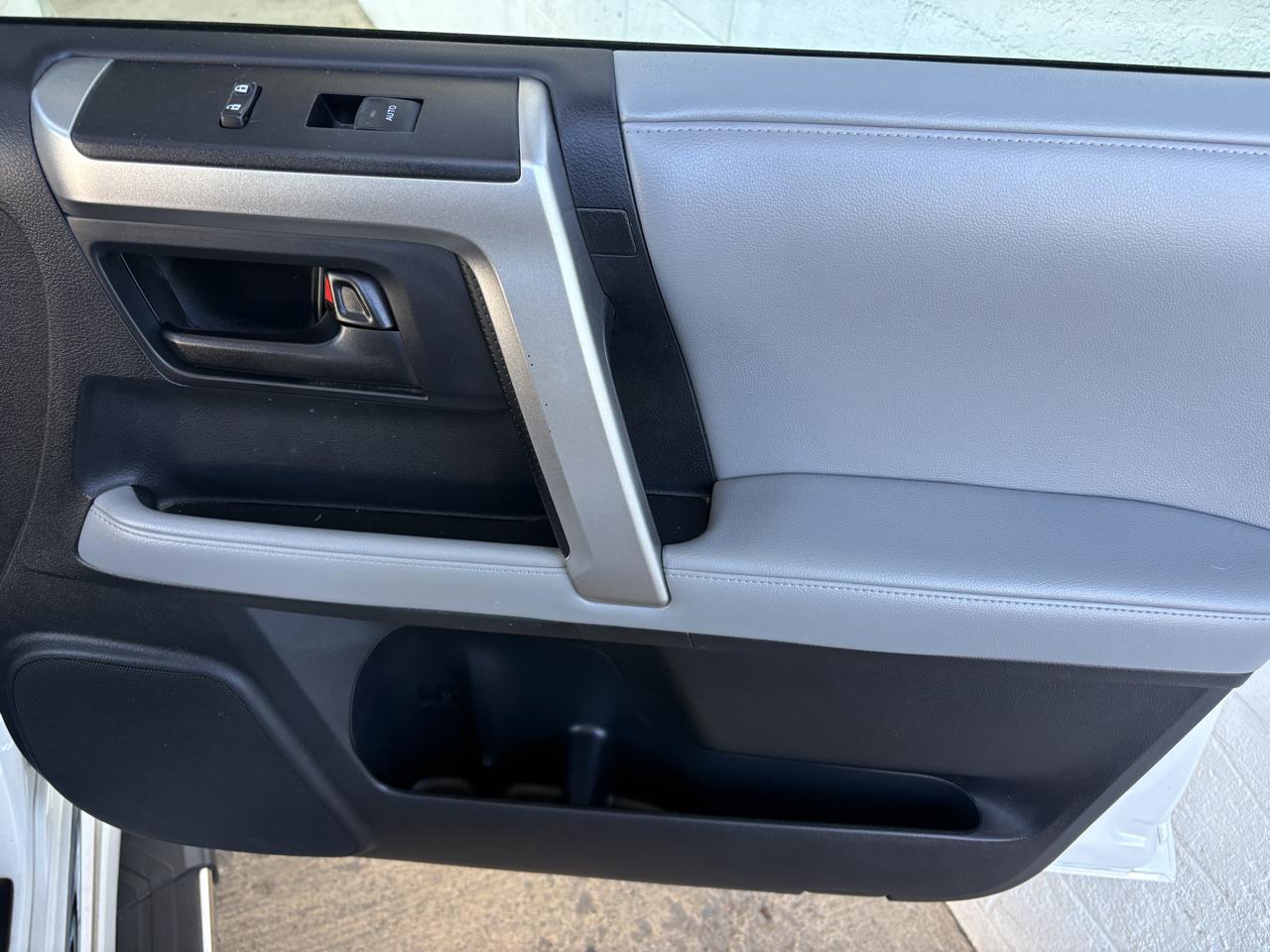 Toyota 4Runner SR5 V6 2012
