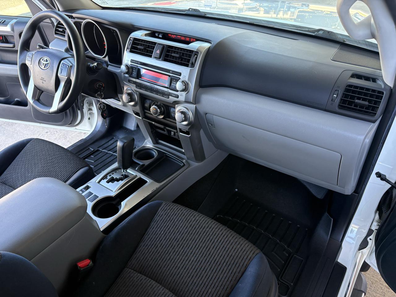 Toyota 4Runner SR5 V6 2012