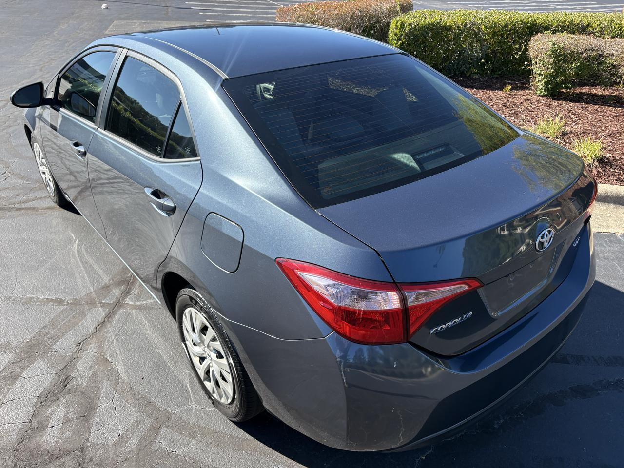 Toyota Corolla 4dr Sdn Auto LE (Natl) 2019