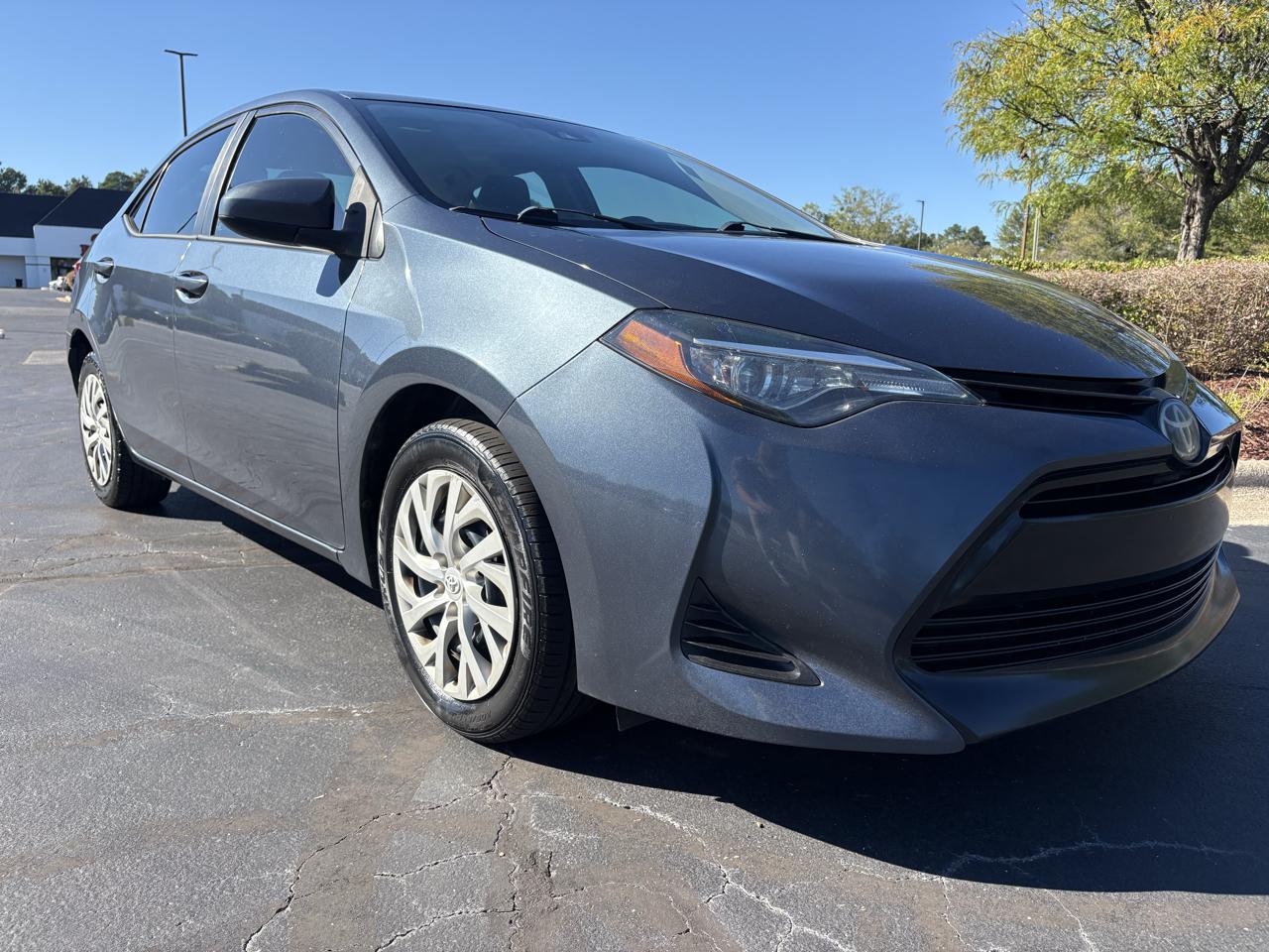 Toyota Corolla 4dr Sdn Auto LE (Natl) 2019
