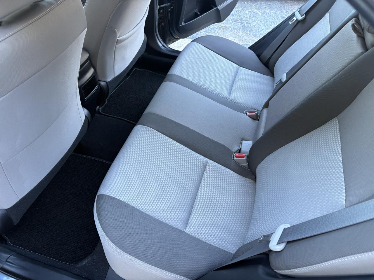 Toyota Corolla 4dr Sdn Auto LE (Natl) 2019