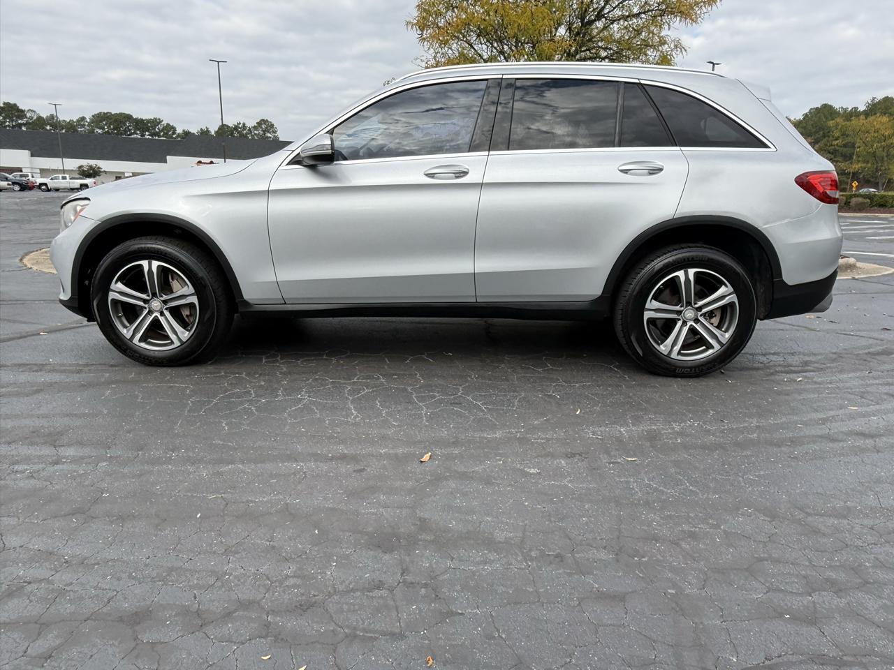 Mercedes-Benz GLC RWD 4dr GLC 300 2016