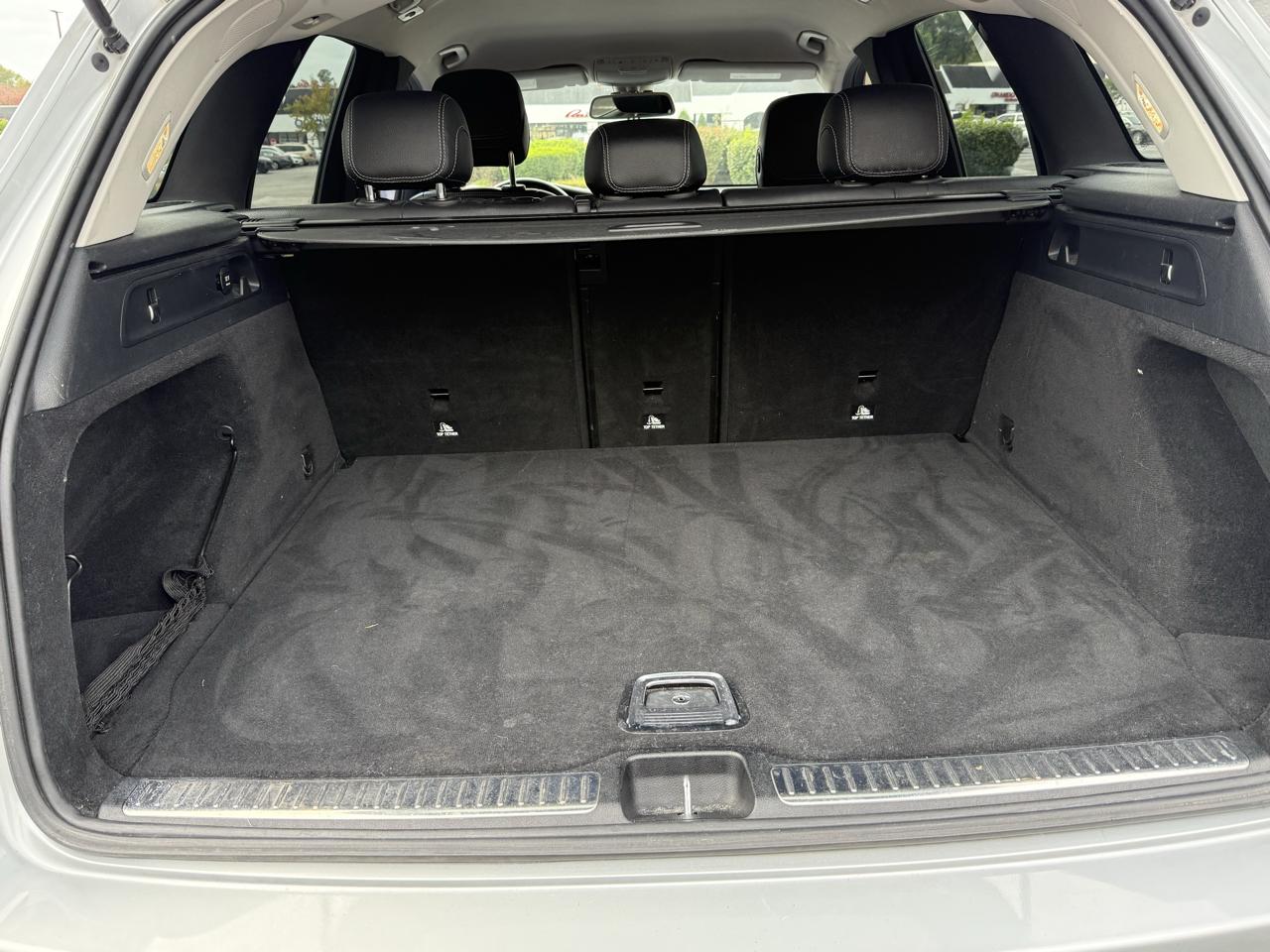Mercedes-Benz GLC RWD 4dr GLC 300 2016