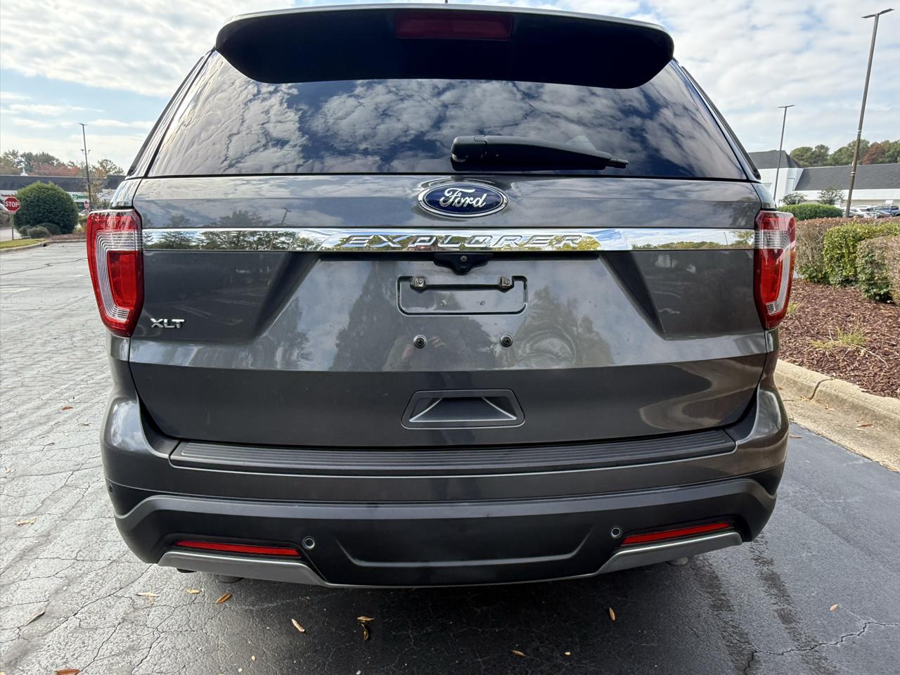 Ford Explorer 2WD 4dr V6 XLT 2019