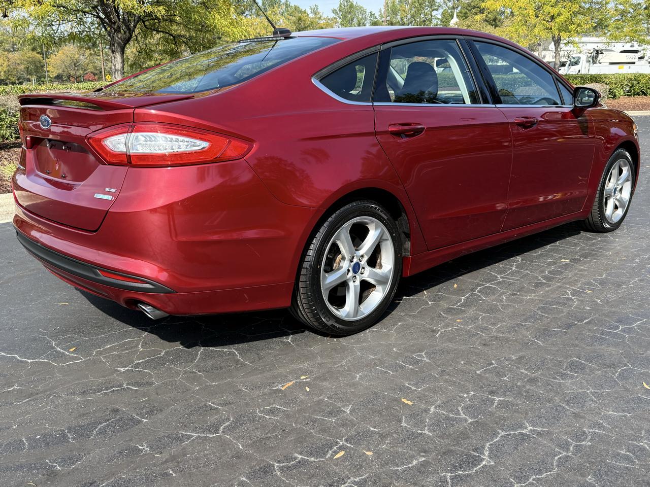 Ford Fusion 4dr Sdn SE FWD 2016