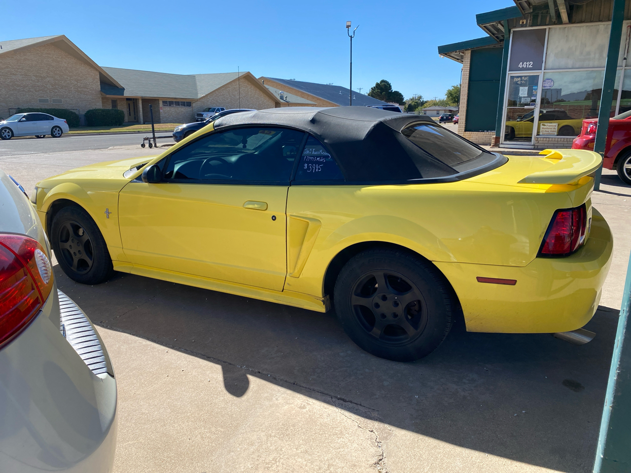 Ford Mustang 2dr Convertible Premium 2002 Ford Mustang 2dr Convertible Premium 2002