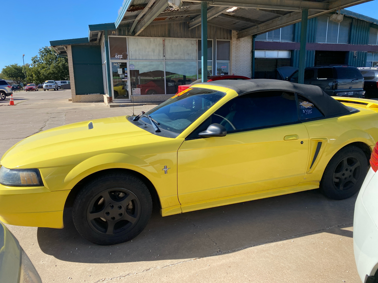 Ford Mustang 2dr Convertible Premium 2002 Ford Mustang 2dr Convertible Premium 2002