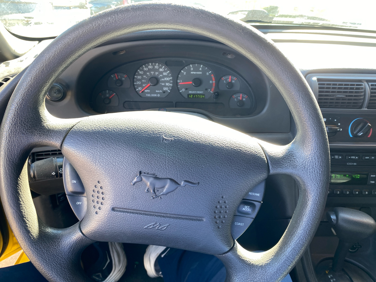 Ford Mustang 2dr Convertible Premium 2002 Ford Mustang 2dr Convertible Premium 2002