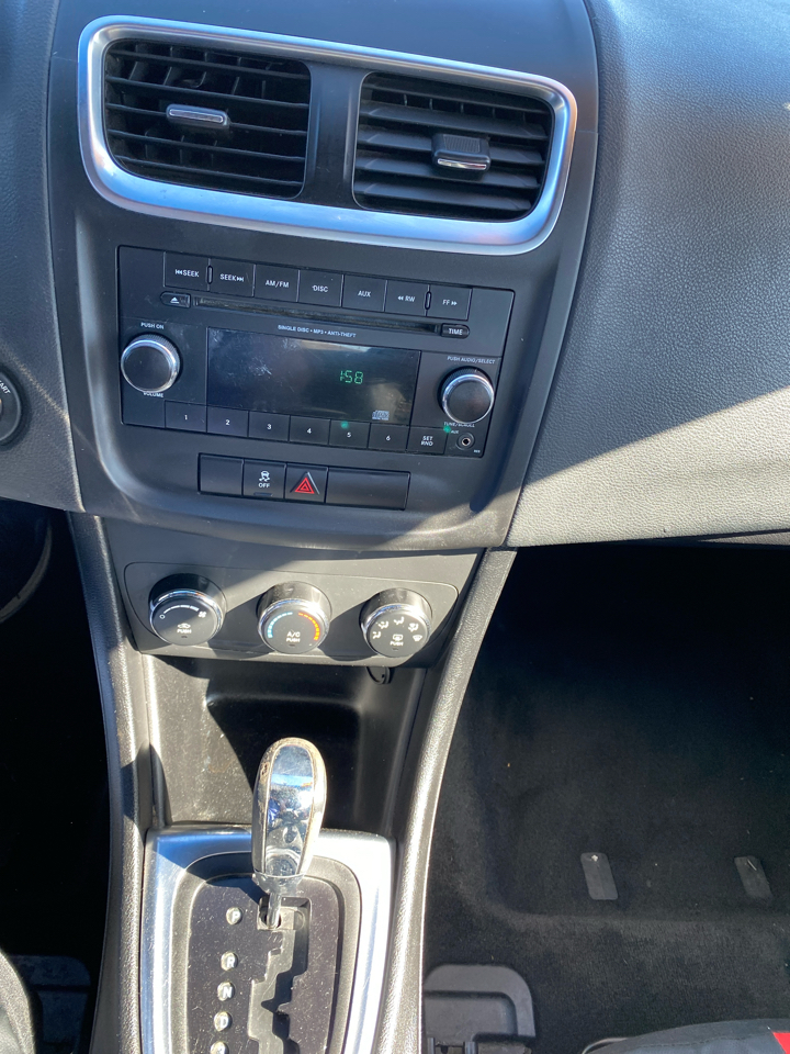 Dodge Avenger 4dr Sdn SE 2013 Dodge Avenger 4dr Sdn SE 2013