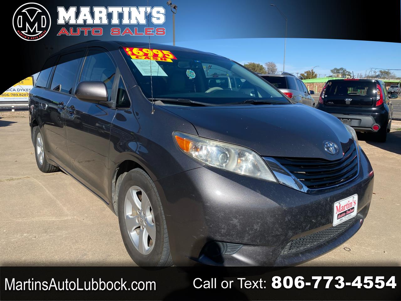 2013 Toyota Sienna 5dr 7-Pass Van V6 LE FWD (Natl)