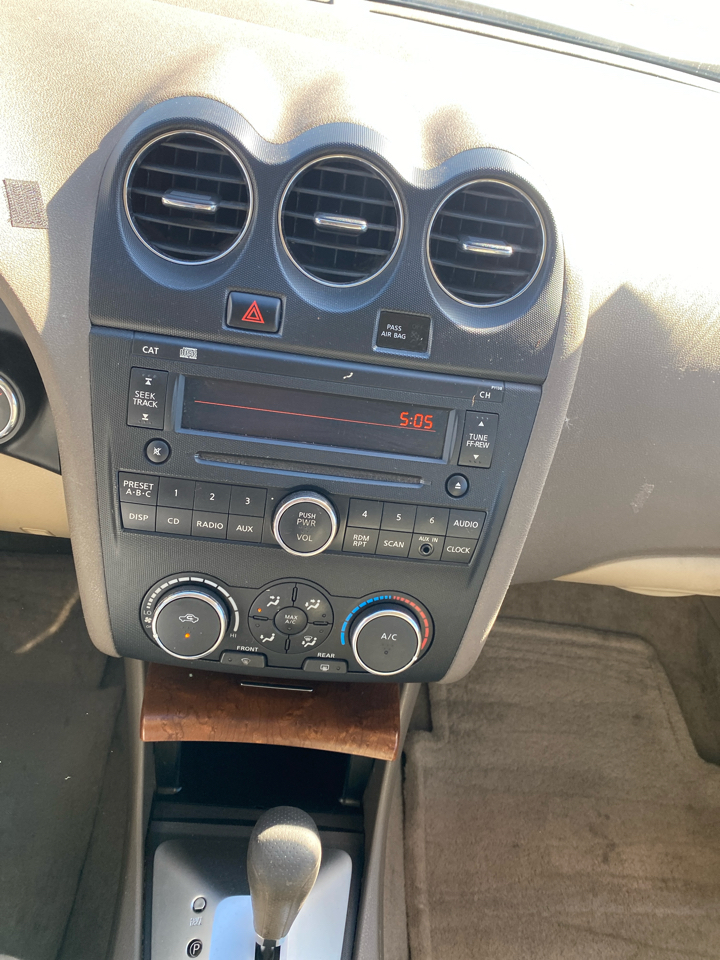 Nissan Altima 4dr Sdn V6 CVT 3.5 SE 2007