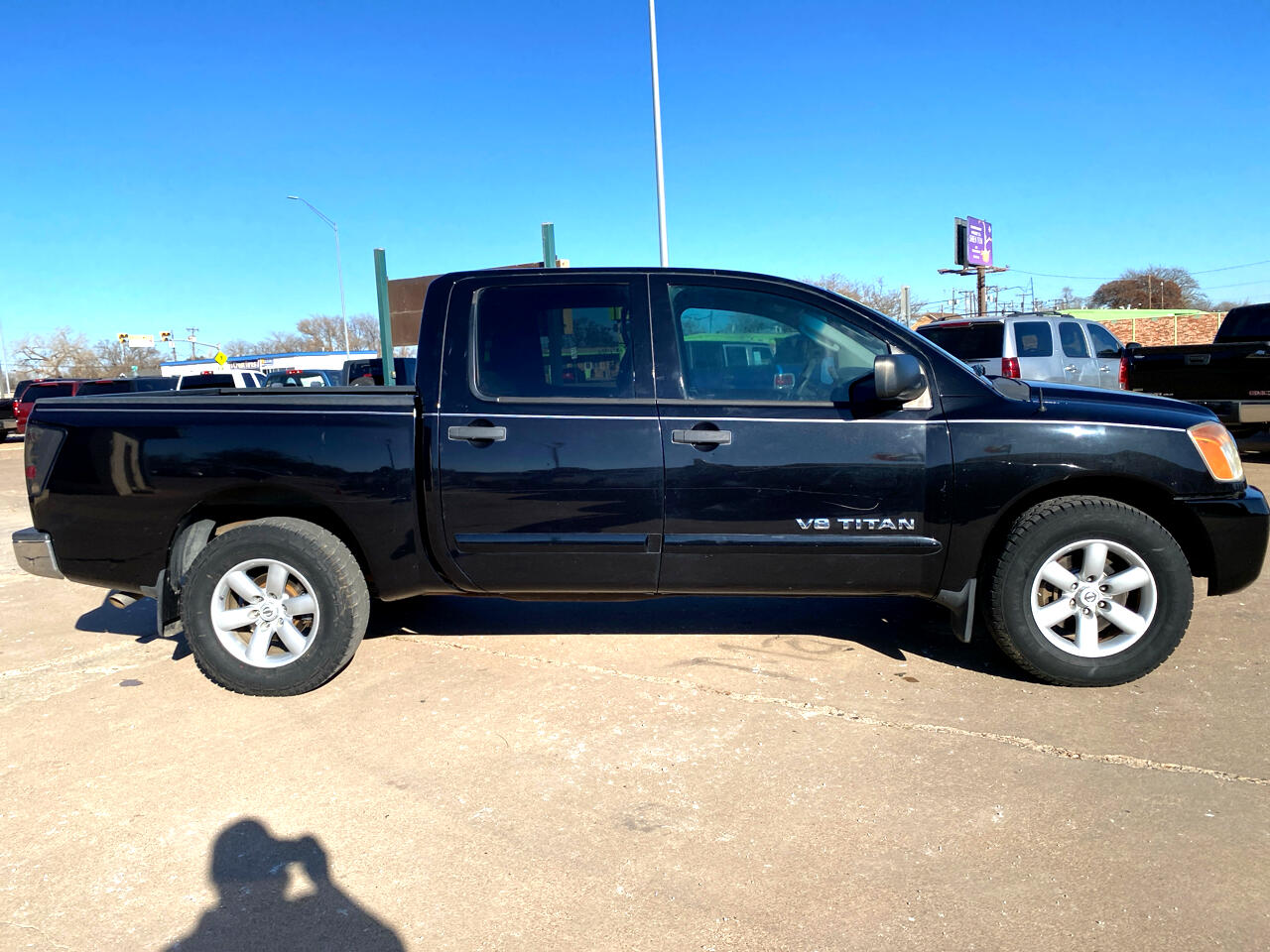 Nissan Titan 2WD Crew Cab SWB SE 2010