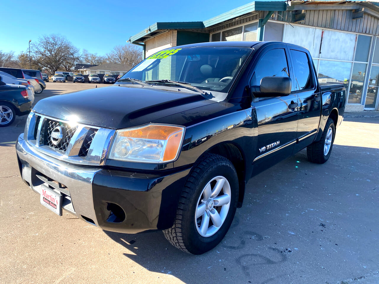 Nissan Titan 2WD Crew Cab SWB SE 2010