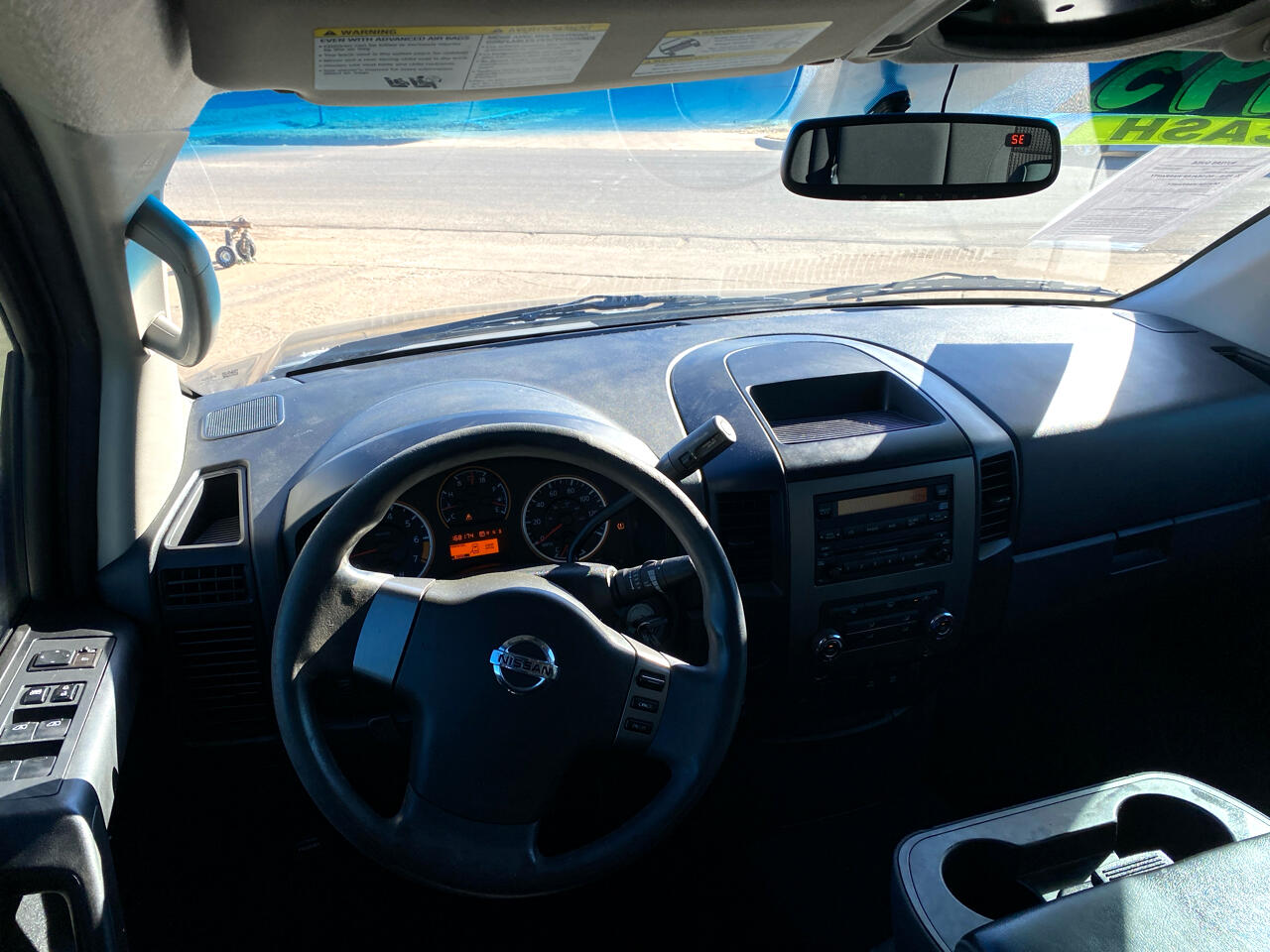 Nissan Titan 2WD Crew Cab SWB SE 2010