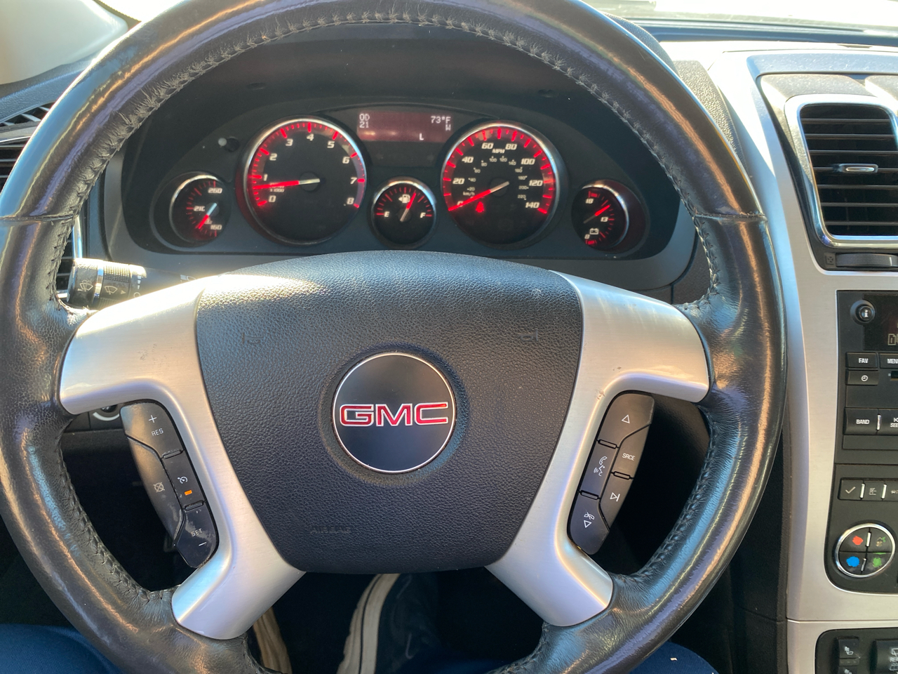 GMC Acadia AWD 4dr SLT1 2012