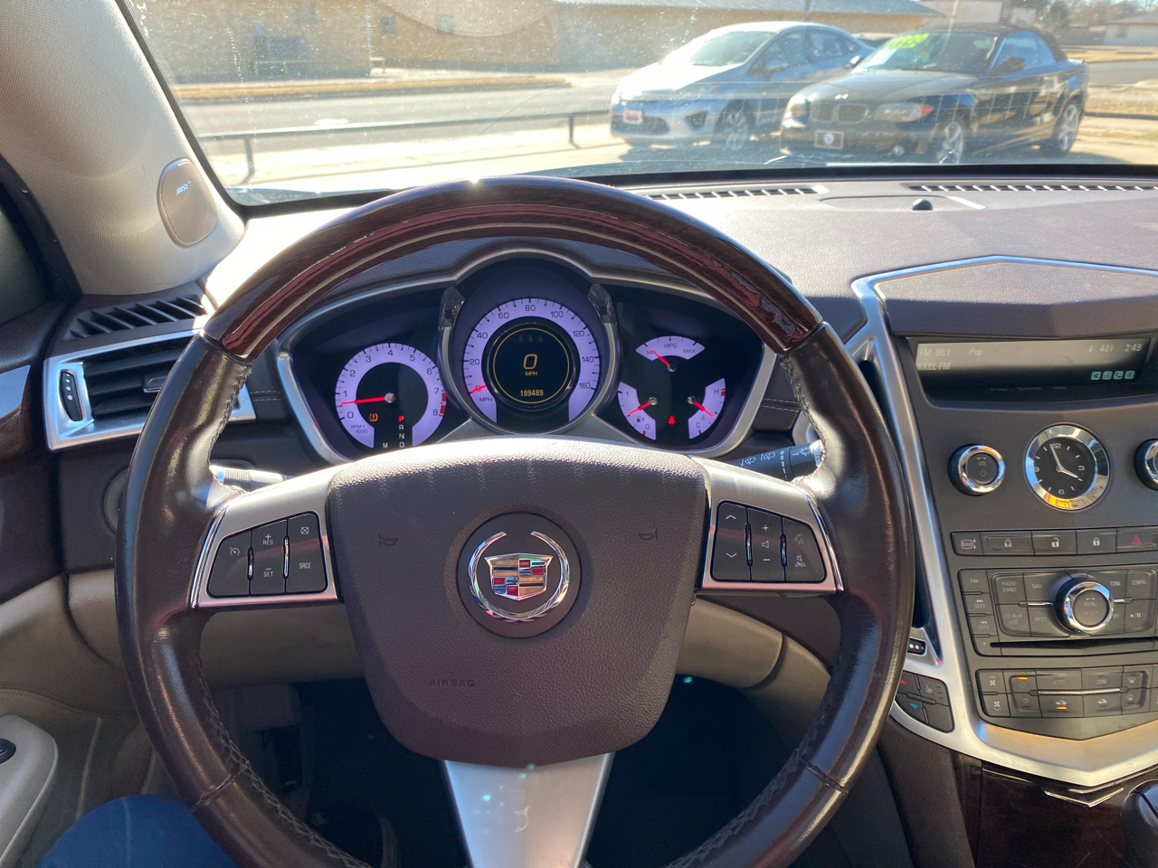 Cadillac SRX FWD 4dr Luxury Collection 2010