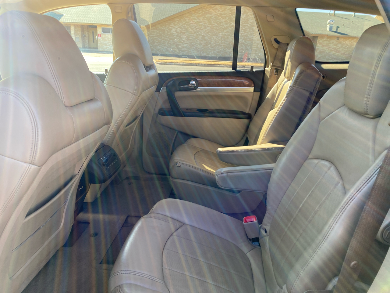 Buick Enclave AWD 4dr CXL 2008