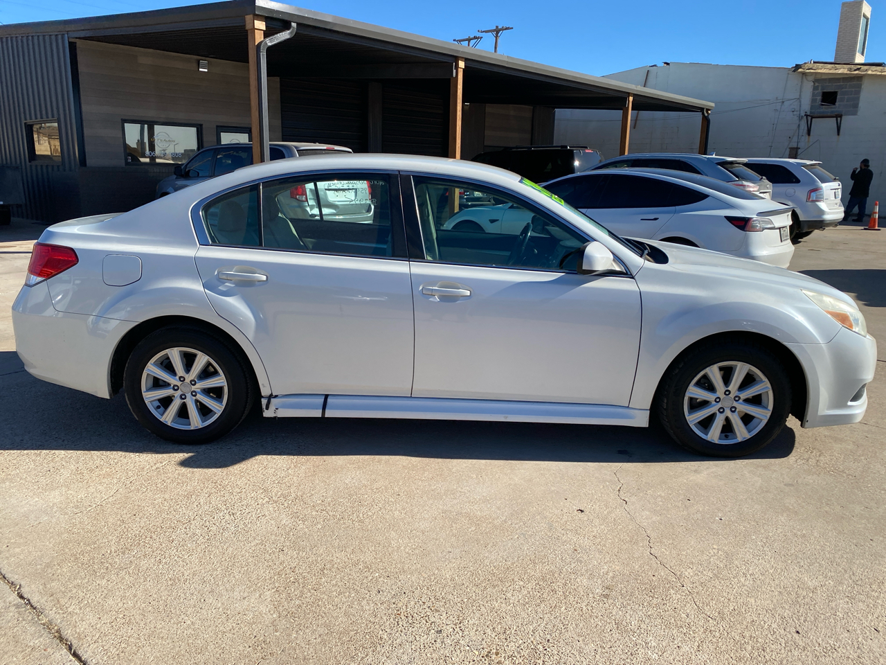 Subaru Legacy 4dr Sdn H4 Auto 2.5i Prem All-Wthr/HK Aud 2010