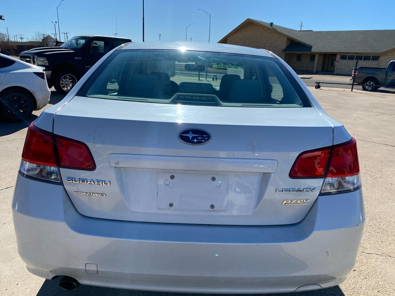 Subaru Legacy 4dr Sdn H4 Auto 2.5i Prem All-Wthr/HK Aud 2010