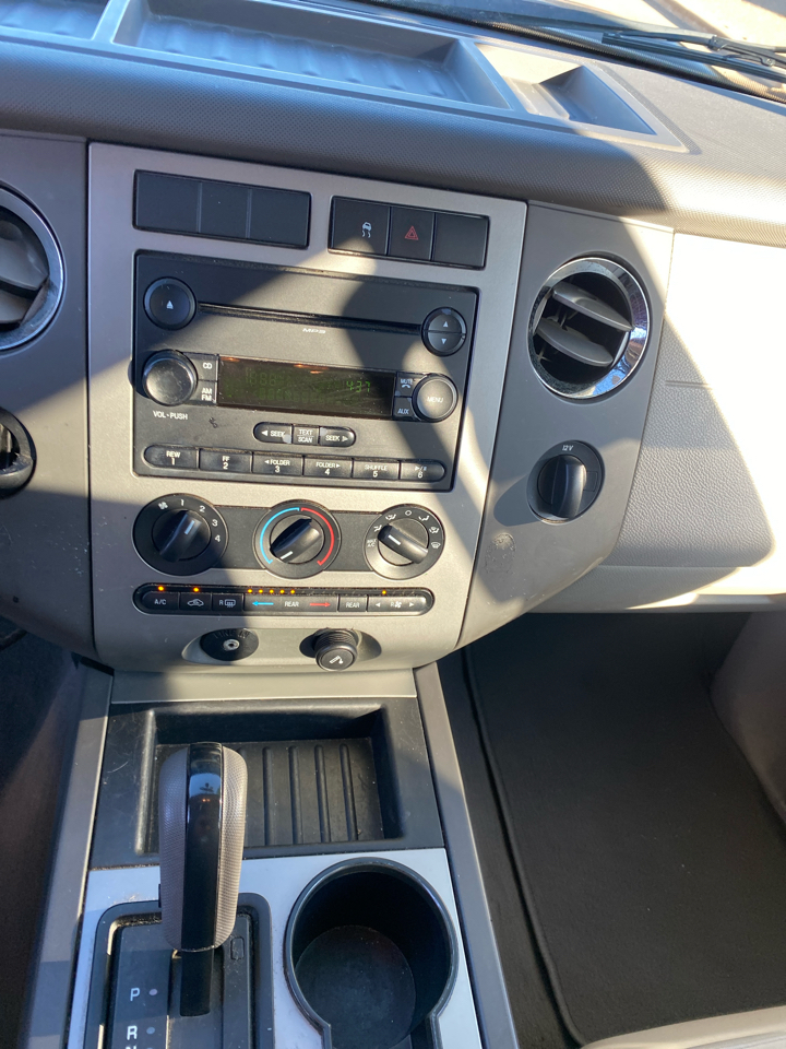 Ford Expedition EL 2WD 4dr XLT 2007