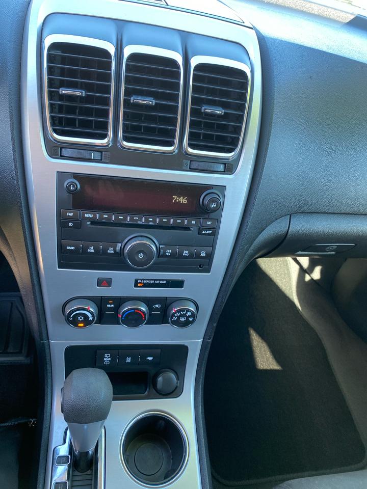 GMC Acadia FWD 4dr SL 2012