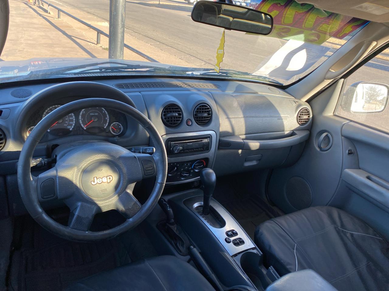 Jeep Liberty 4dr Renegade 4WD 2005