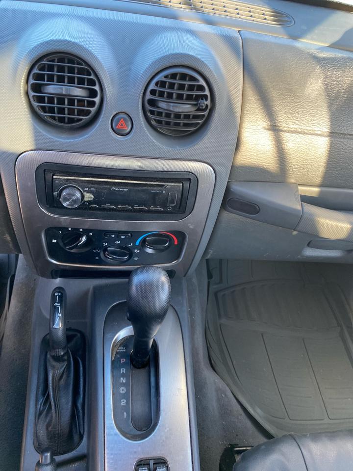 Jeep Liberty 4dr Renegade 4WD 2005