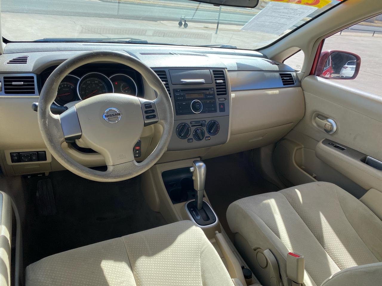 Nissan Versa 5dr HB I4 Auto 1.8 S 2010