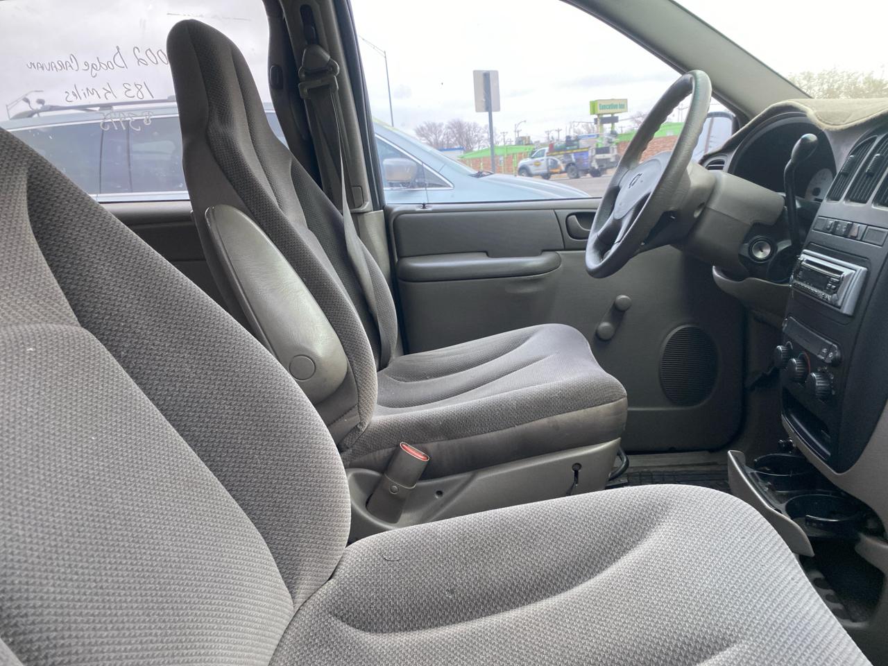 Dodge Caravan 4dr SE 113" WB 2002