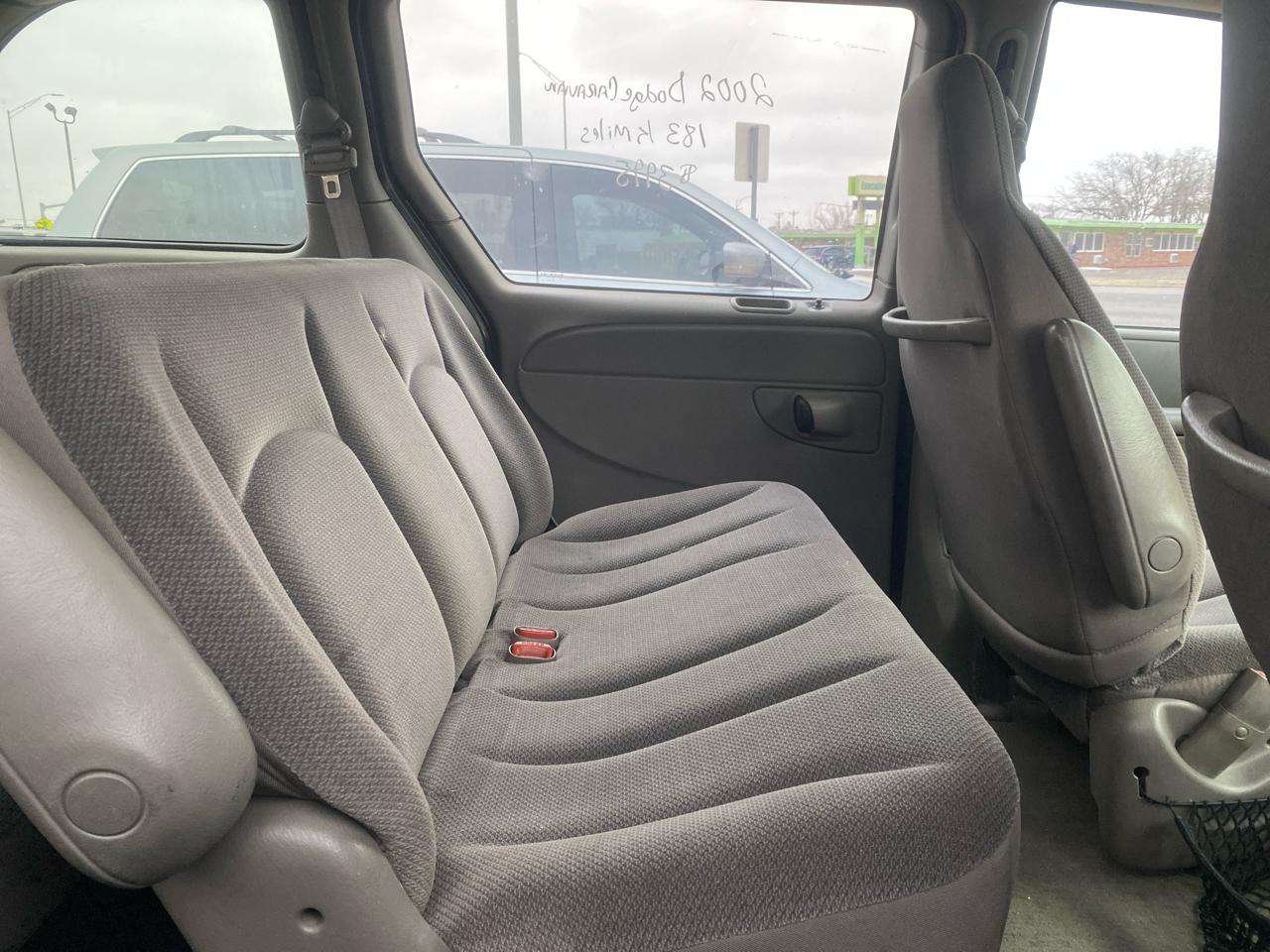 Dodge Caravan 4dr SE 113" WB 2002