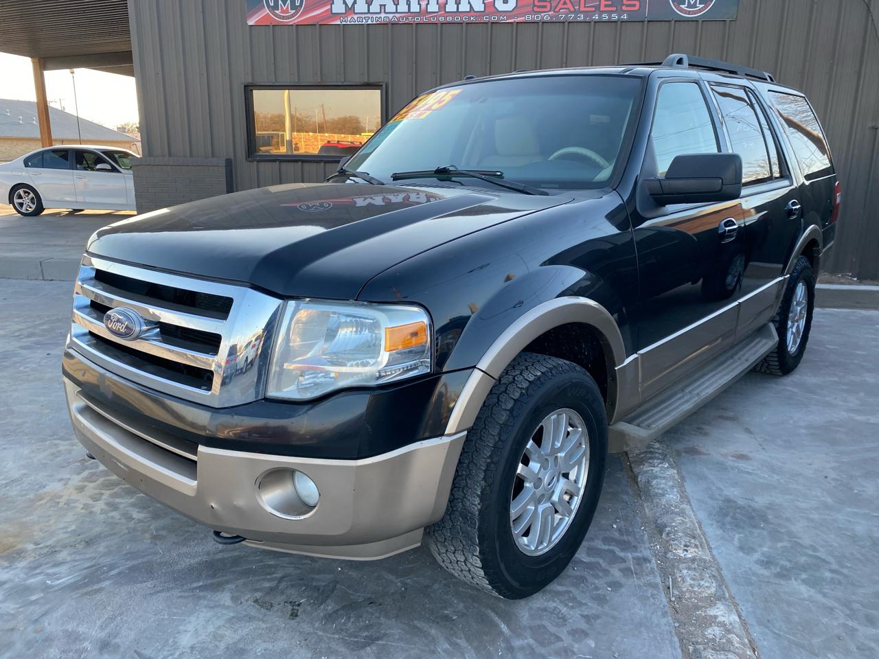 Ford Expedition 4WD 4dr King Ranch 2011