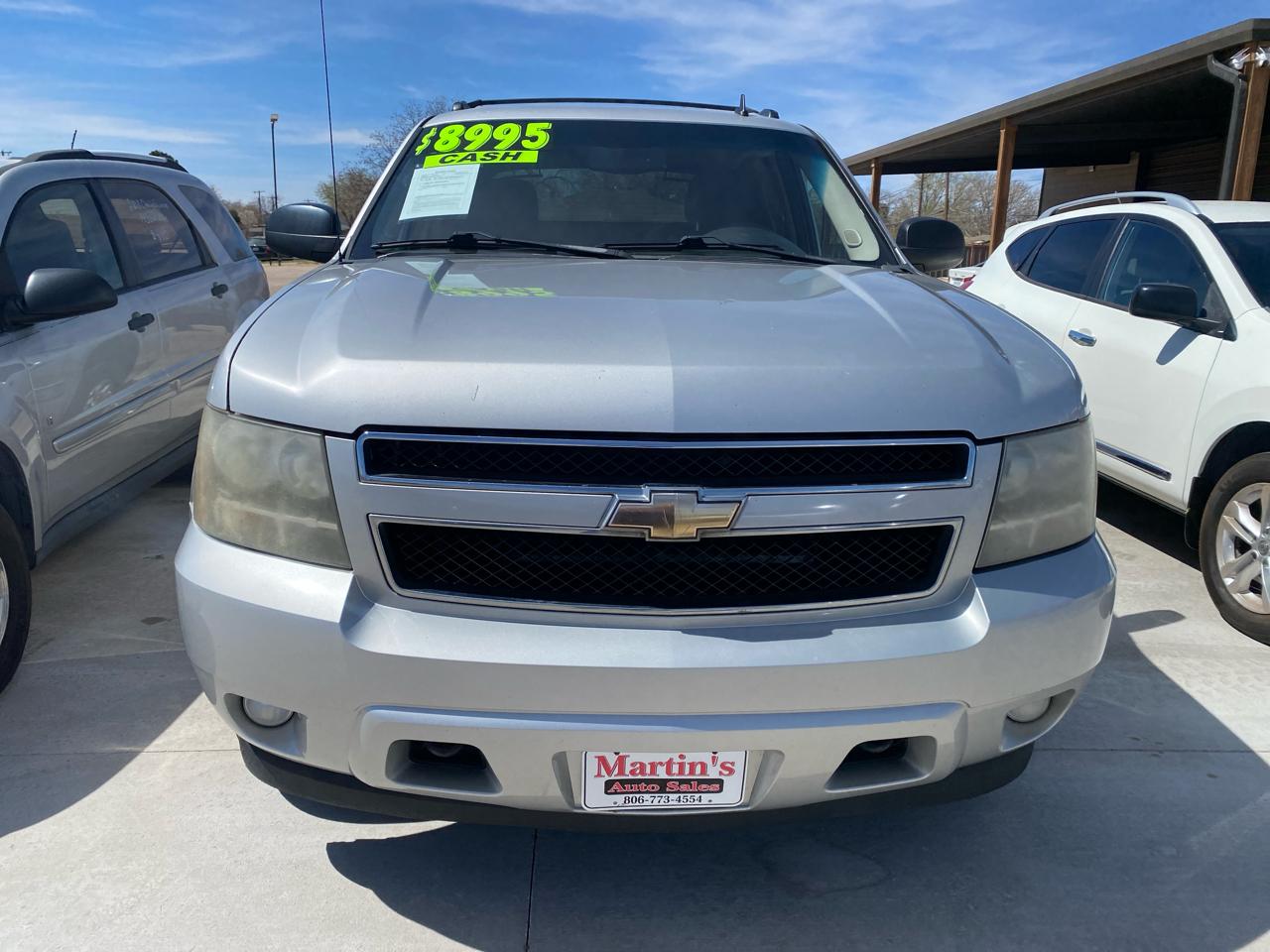 Chevrolet Avalanche 2WD Crew Cab LS 2010