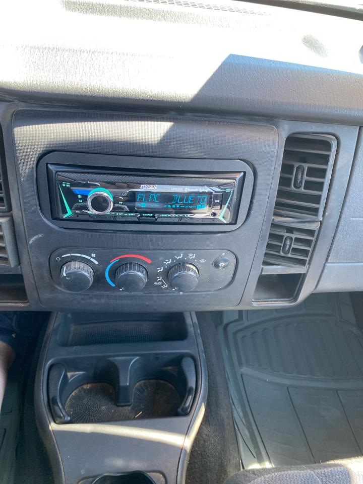 Dodge Dakota 4dr Quad Cab 131" WB Sport 2004