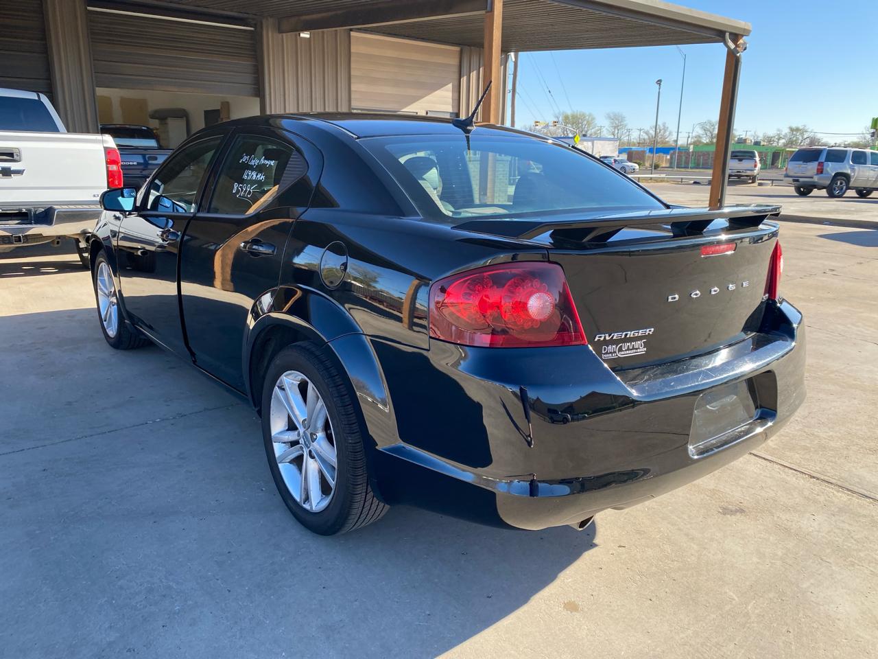 Dodge Avenger 4dr Sdn SXT 2013