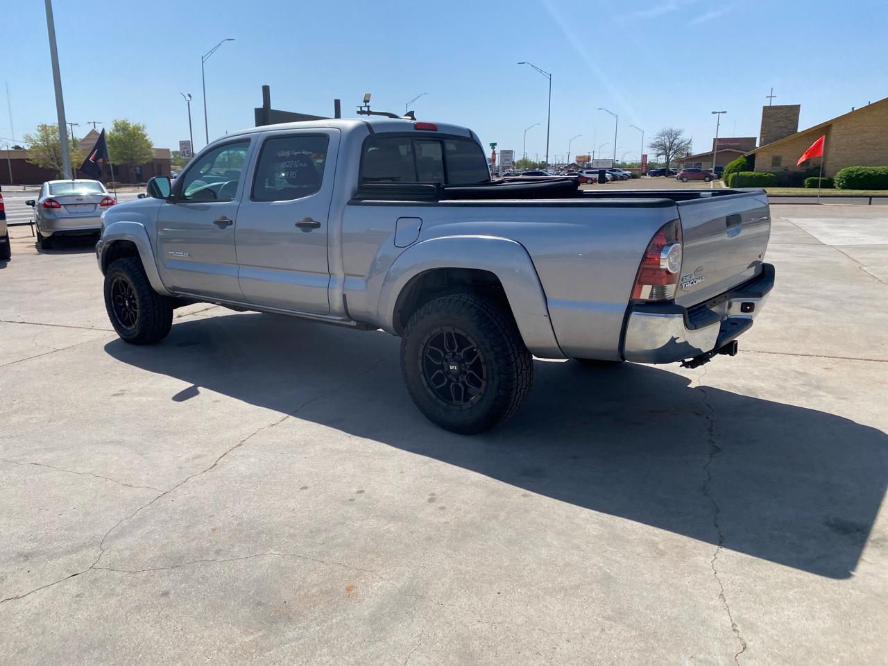 Toyota Tacoma 4WD Double Cab LB V6 AT (Natl) 2014