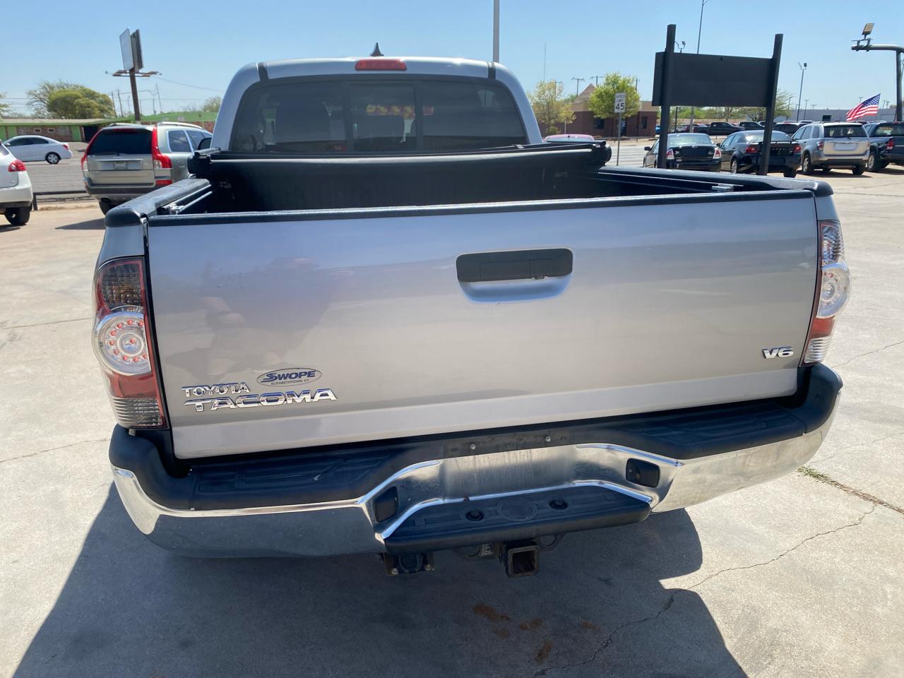 Toyota Tacoma 4WD Double Cab LB V6 AT (Natl) 2014