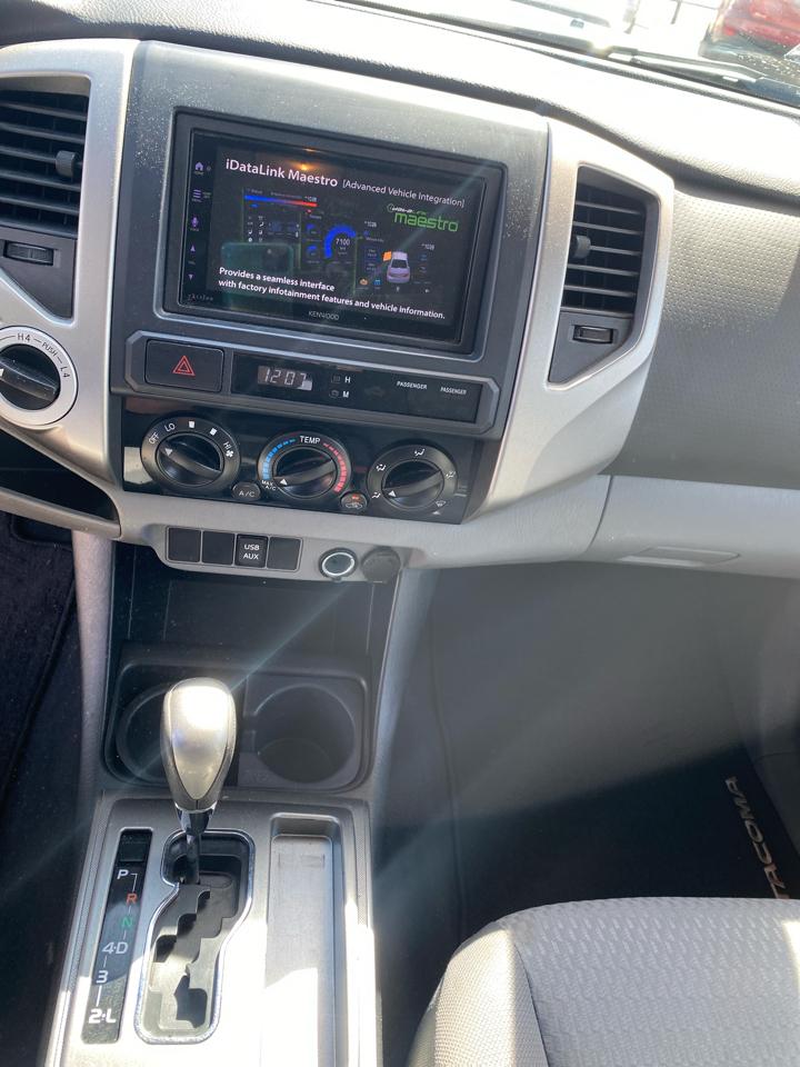 Toyota Tacoma 4WD Double Cab LB V6 AT (Natl) 2014