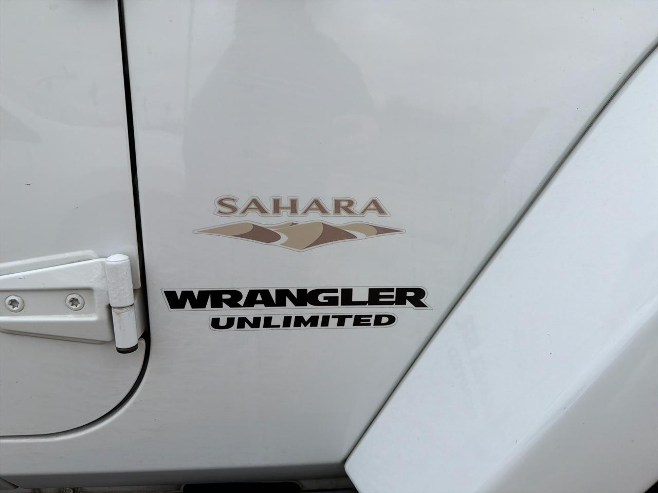 Jeep Wrangler Unlimited 4WD 4dr Sahara 2012