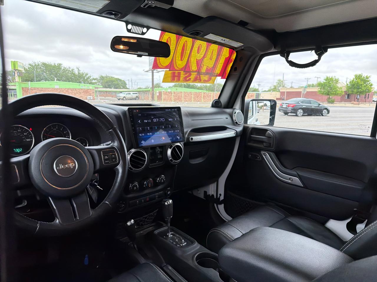 Jeep Wrangler Unlimited 4WD 4dr Sahara 2012