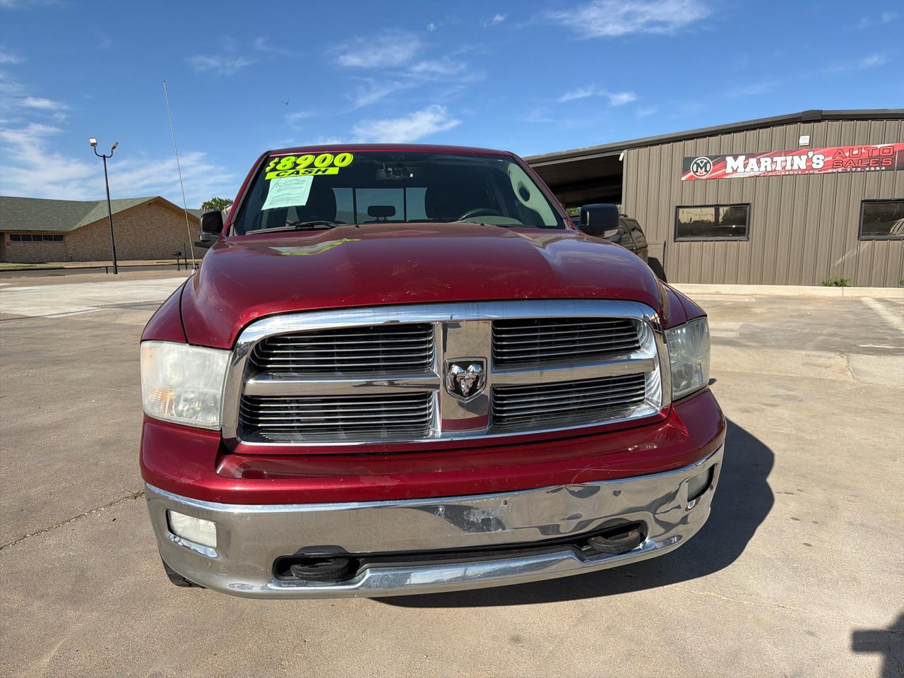 RAM 1500 4WD Quad Cab 140.5" SLT 2011