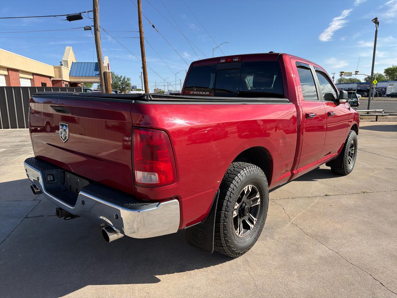RAM 1500 4WD Quad Cab 140.5" SLT 2011