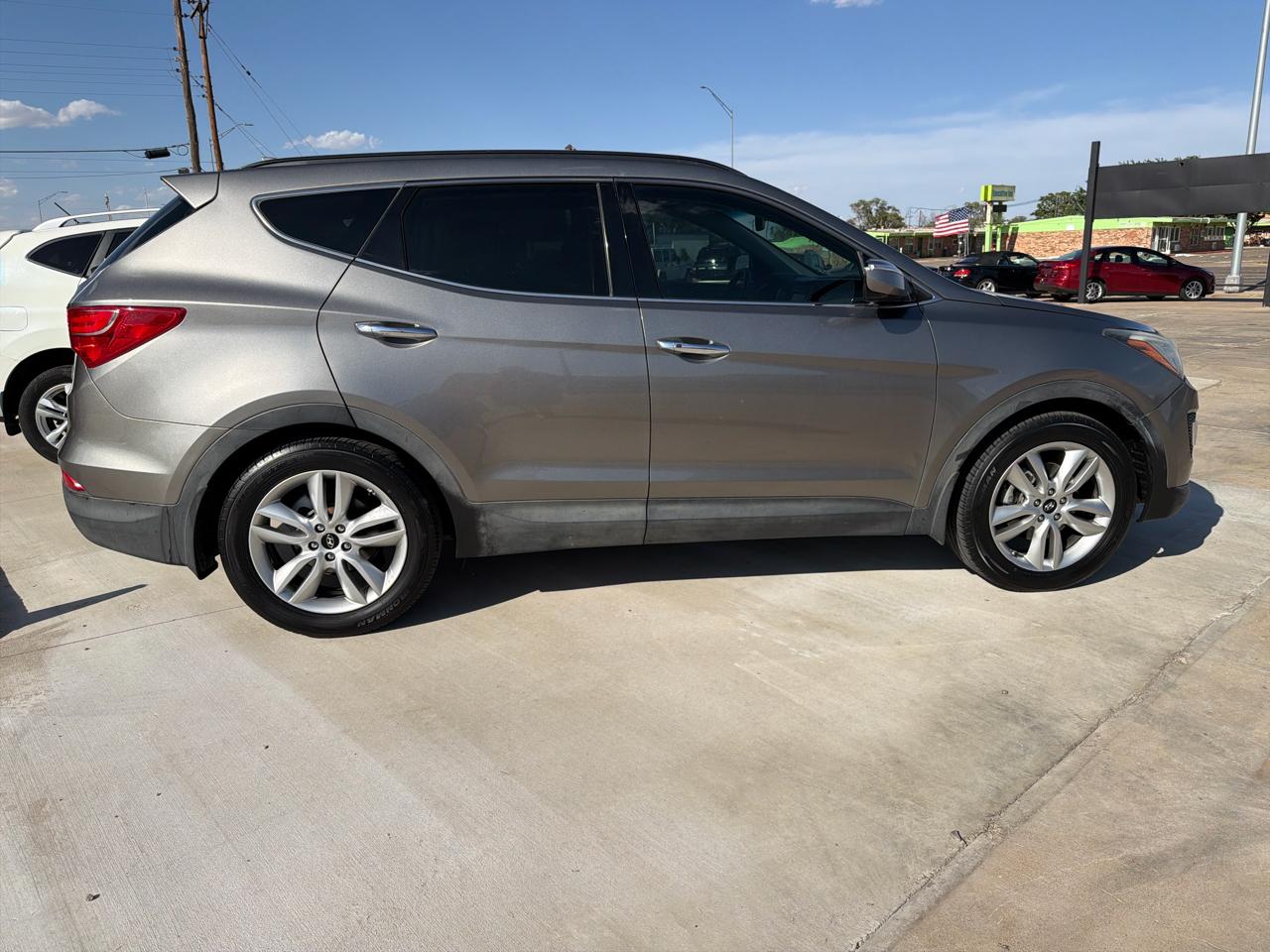 Hyundai Santa Fe Sport FWD 4dr 2.0T 2016