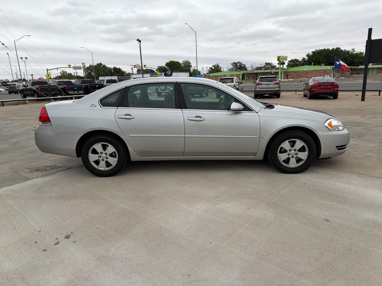 Chevrolet Impala 4dr Sdn 3.5L LT 2008