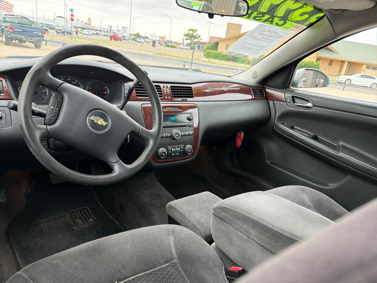 Chevrolet Impala 4dr Sdn 3.5L LT 2008